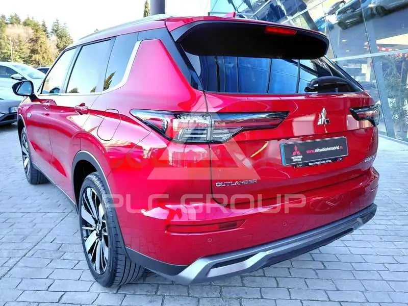 2025 Mitsubishi OUTLANDER