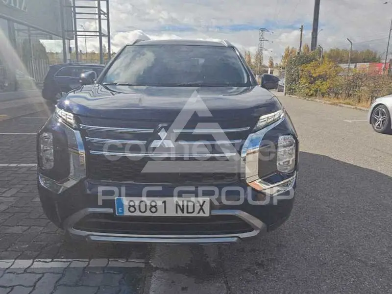 2025 Mitsubishi OUTLANDER