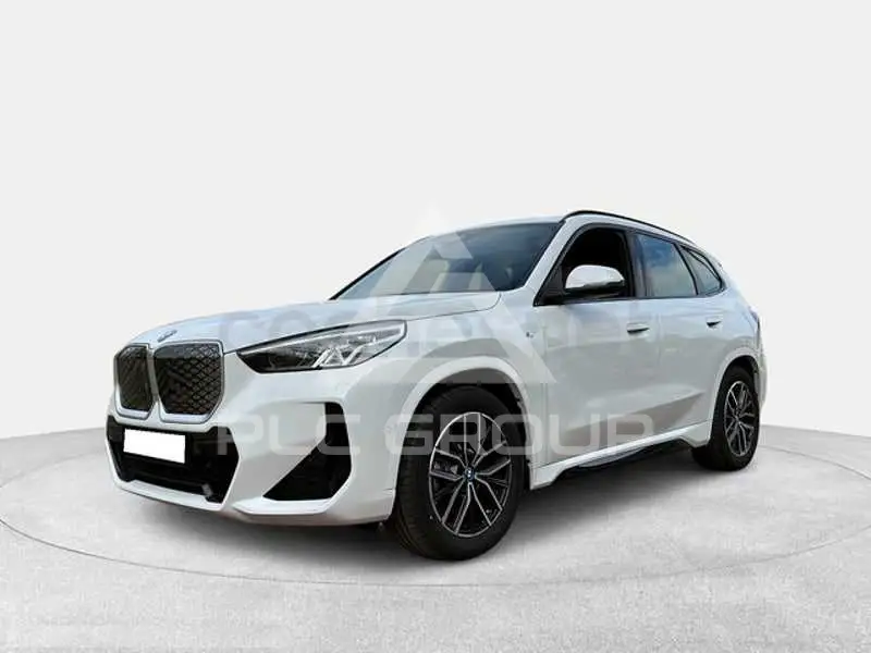 2025 BMW iX