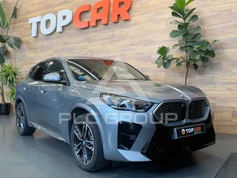 2025 BMW iX