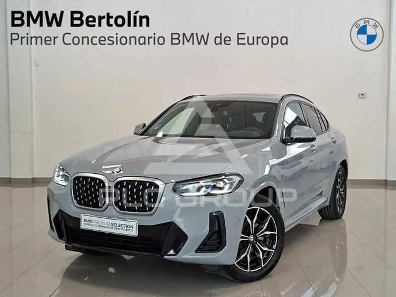 2025 BMW X4