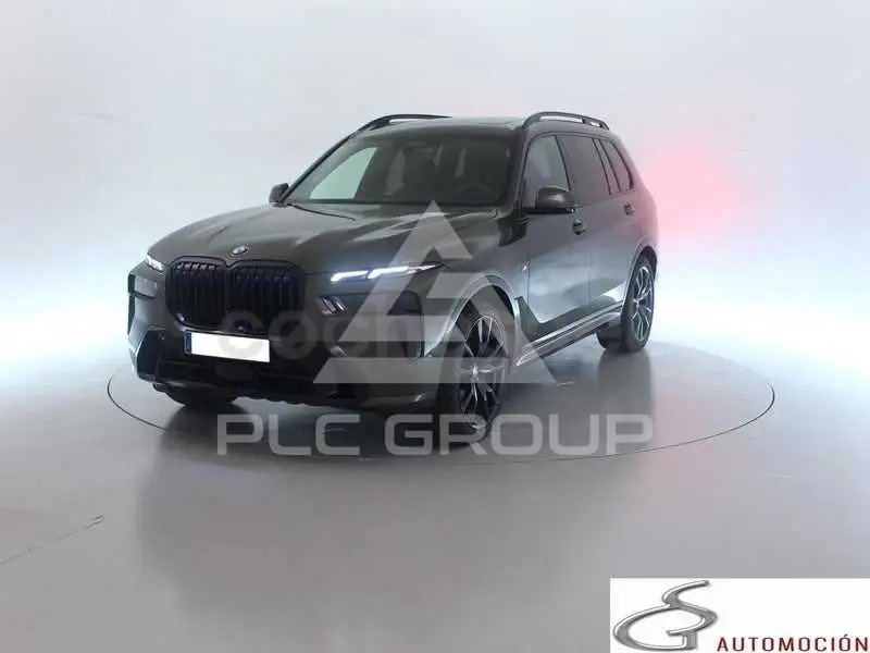 2025 BMW X7