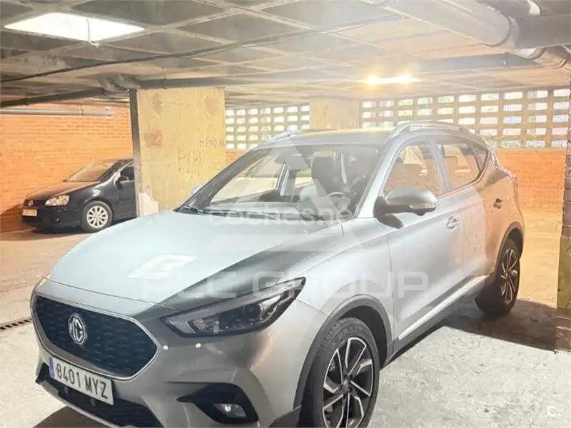2025 MG ZS