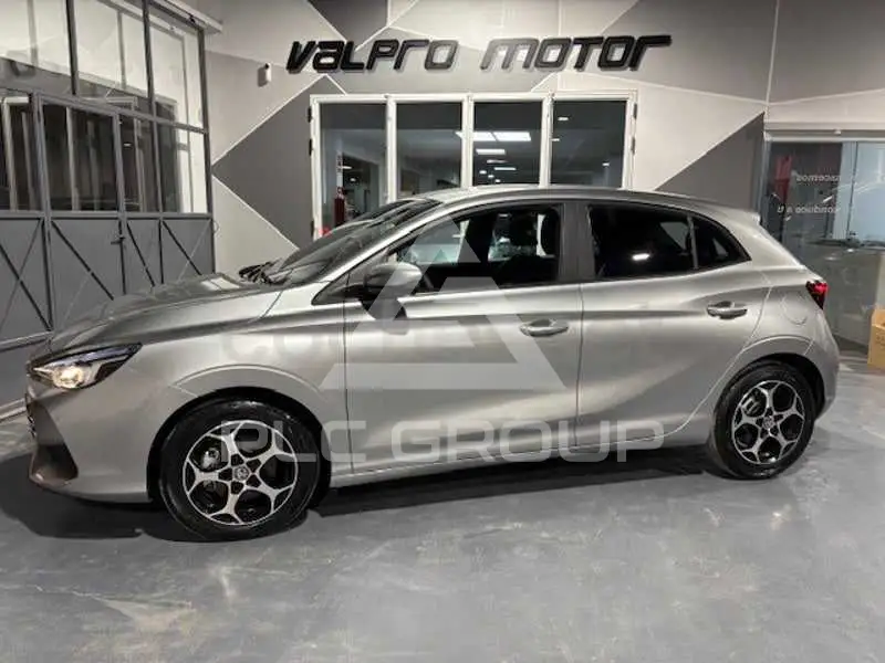 2025 MG MG3