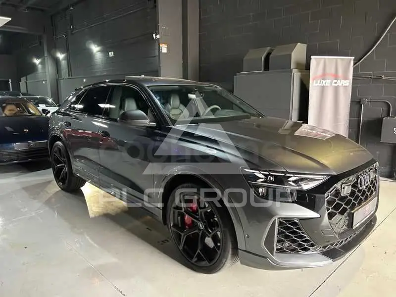 2025 Audi Q8