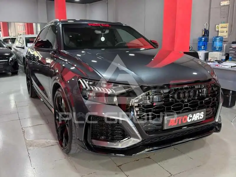 2025 Audi Q8