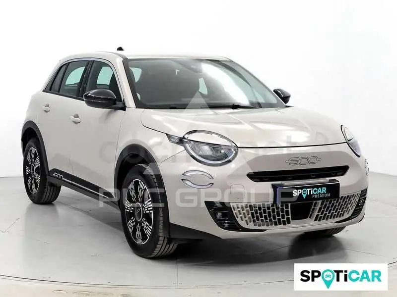 2025 Fiat 600