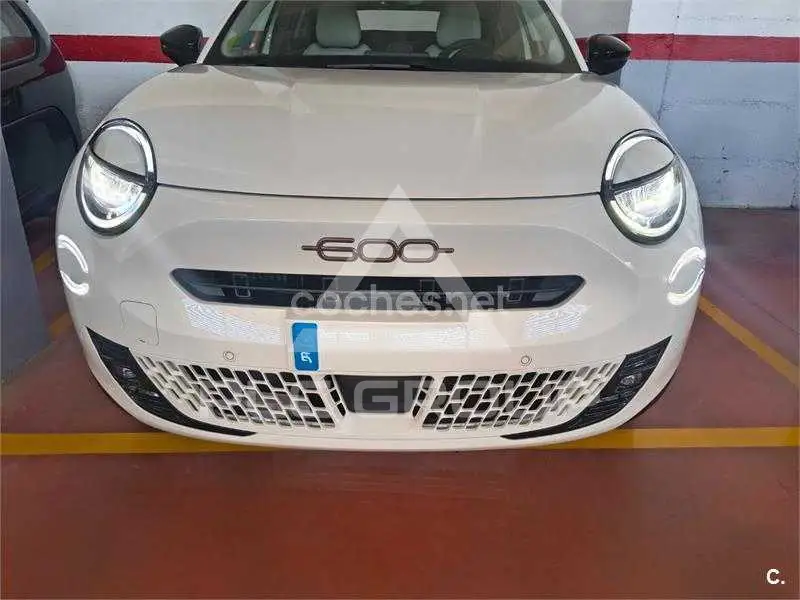 2025 Fiat 600