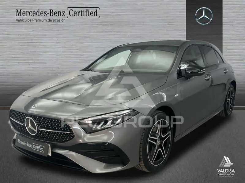 2025 Mercedes Benz A