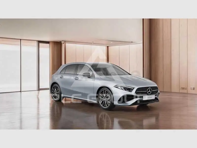 2025 Mercedes Benz A