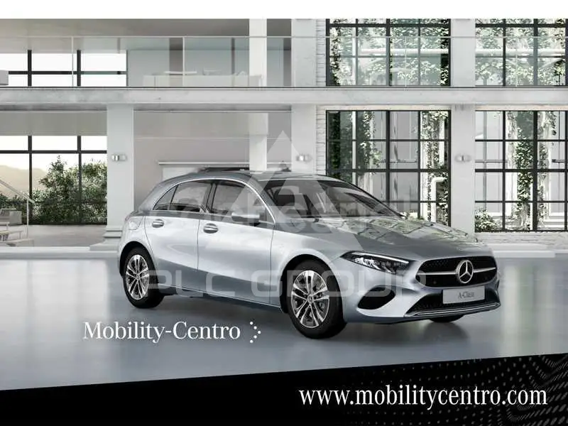 2025 Mercedes Benz A