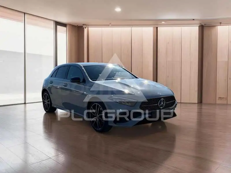 2025 Mercedes Benz A