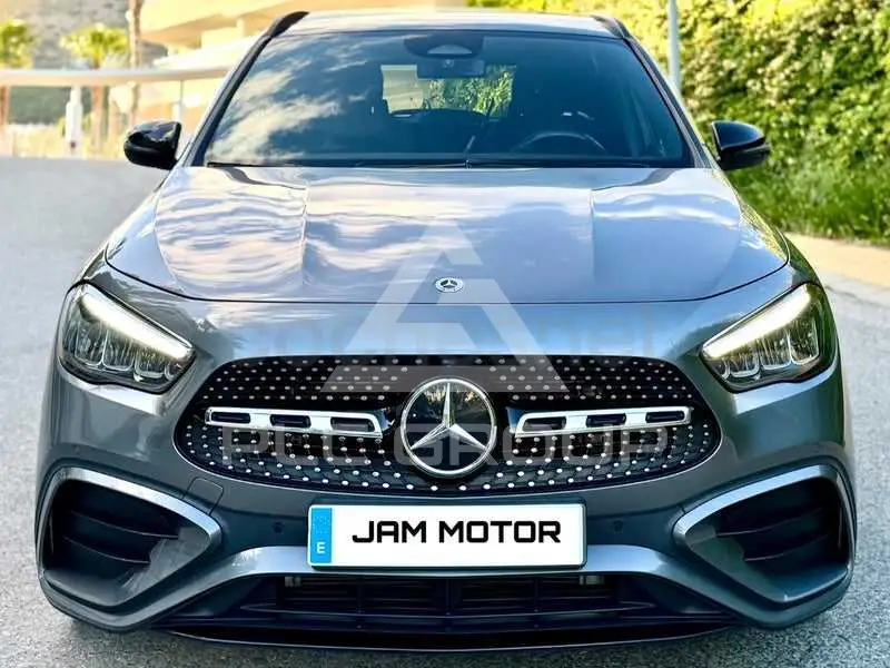2025 Mercedes Benz GLA-Class
