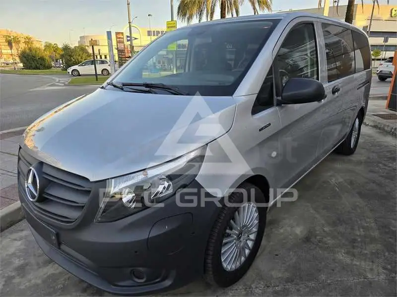 2025 Mercedes Benz Vito