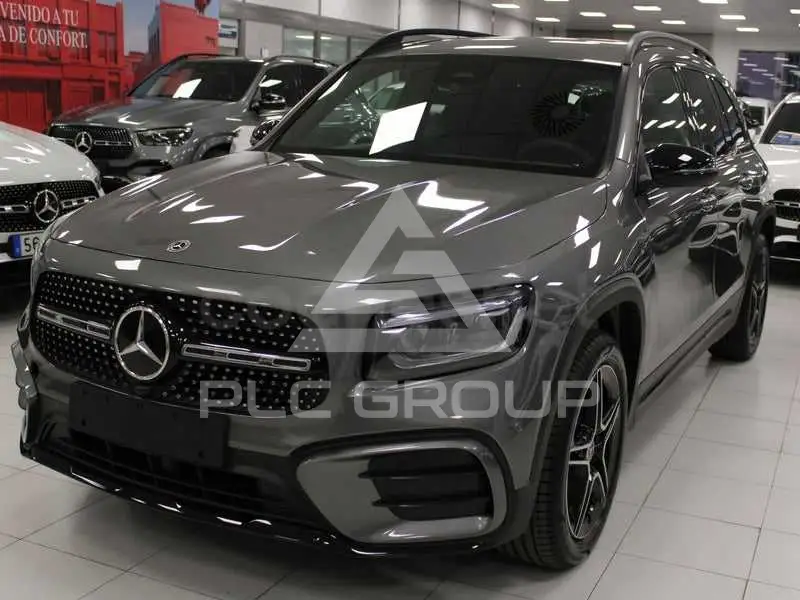 2025 Mercedes Benz GLB