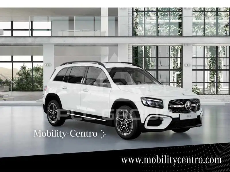 2025 Mercedes Benz GLB