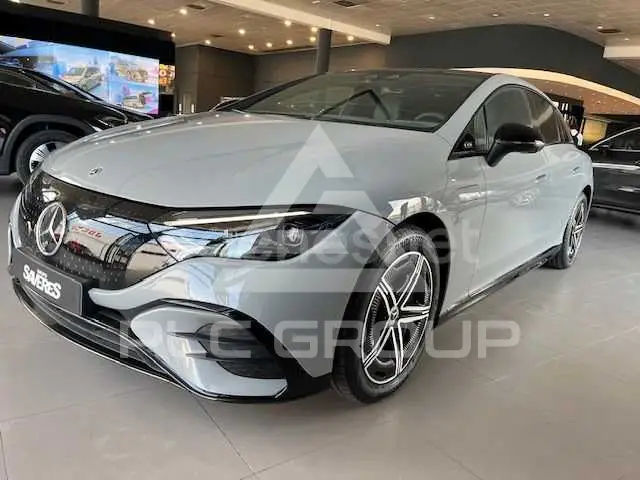 2025 Mercedes Benz EQE
