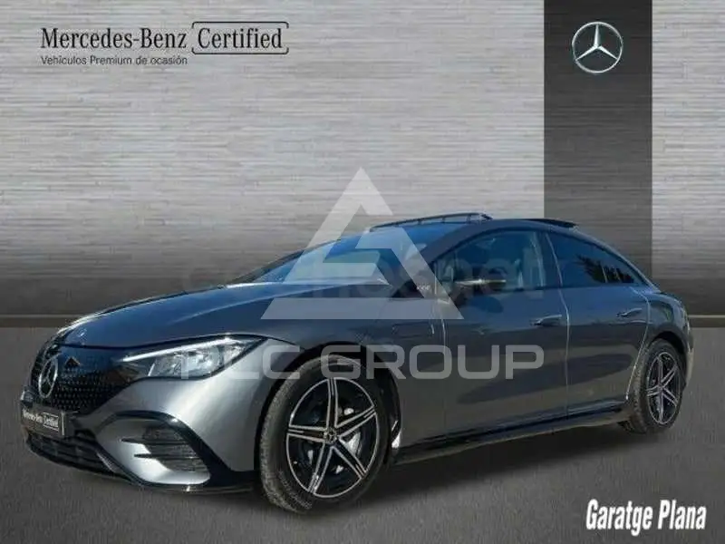 2025 Mercedes Benz EQE