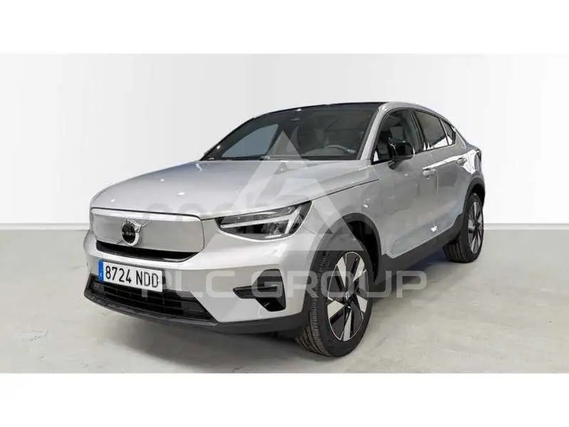 2025 Volvo EX 40