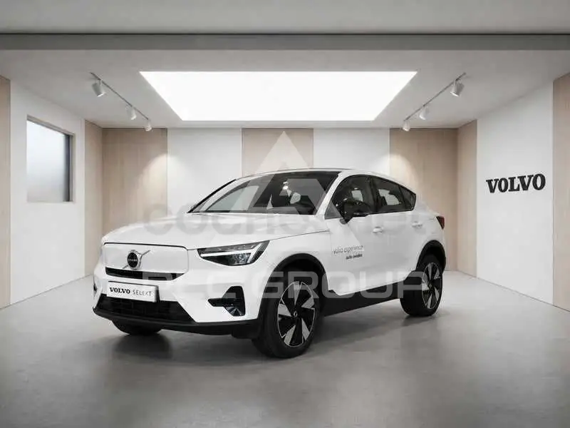 2025 Volvo EX 40