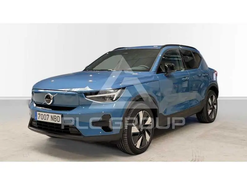 2025 Volvo EX 40