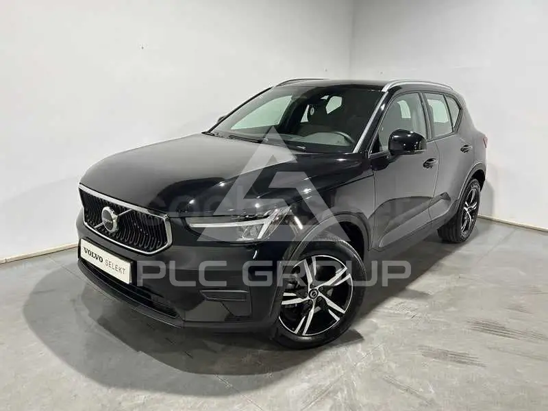 2025 Volvo XC40