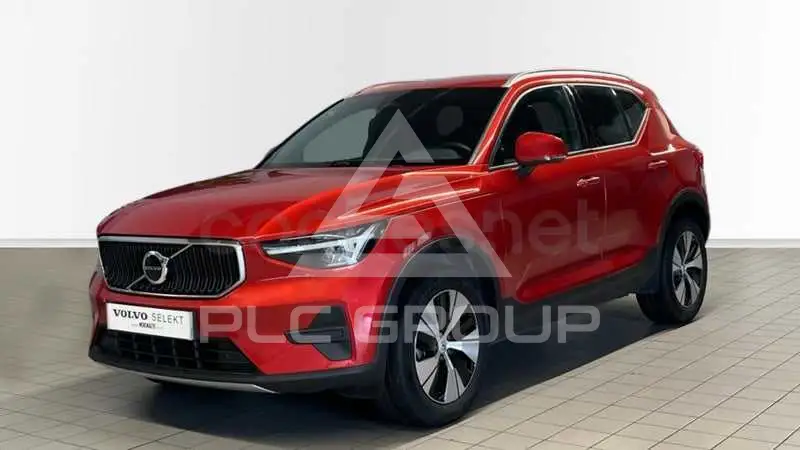 2025 Volvo XC40
