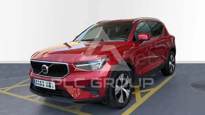 2025 Volvo XC40