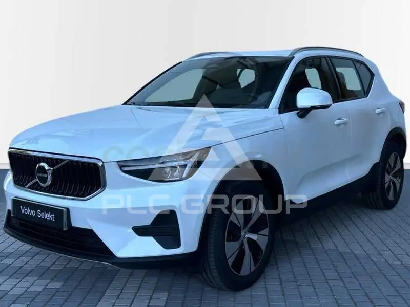 2025 Volvo XC40