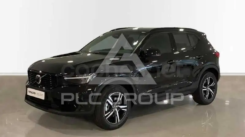 2025 Volvo XC40
