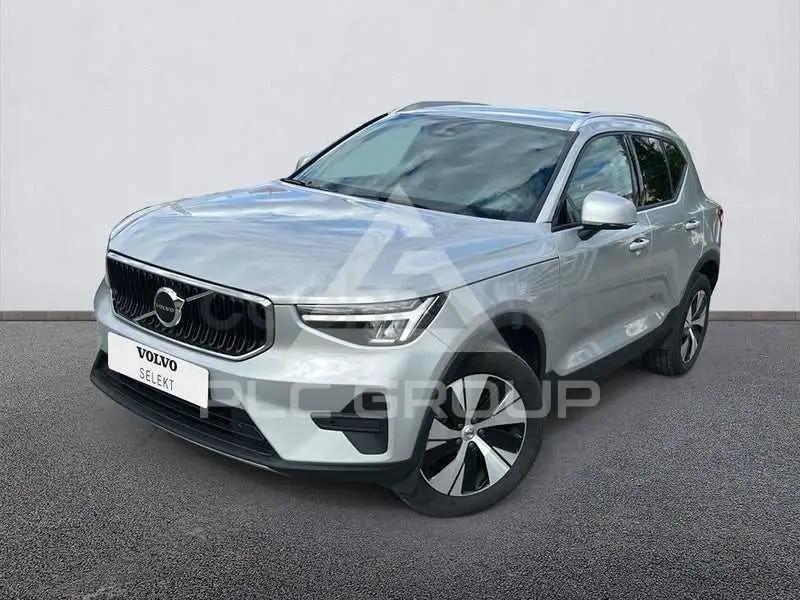 2025 Volvo XC40