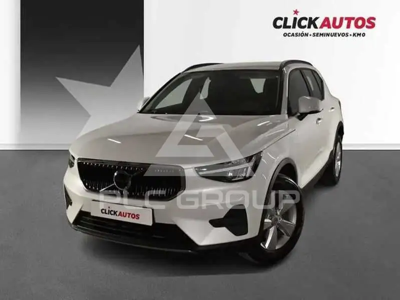 2025 Volvo XC40