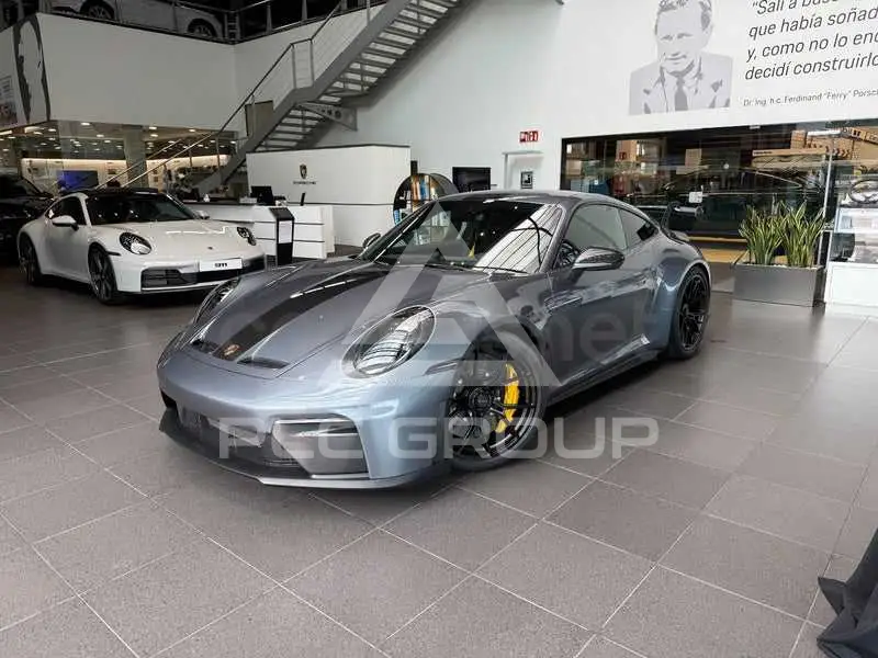 2025 Porsche 911