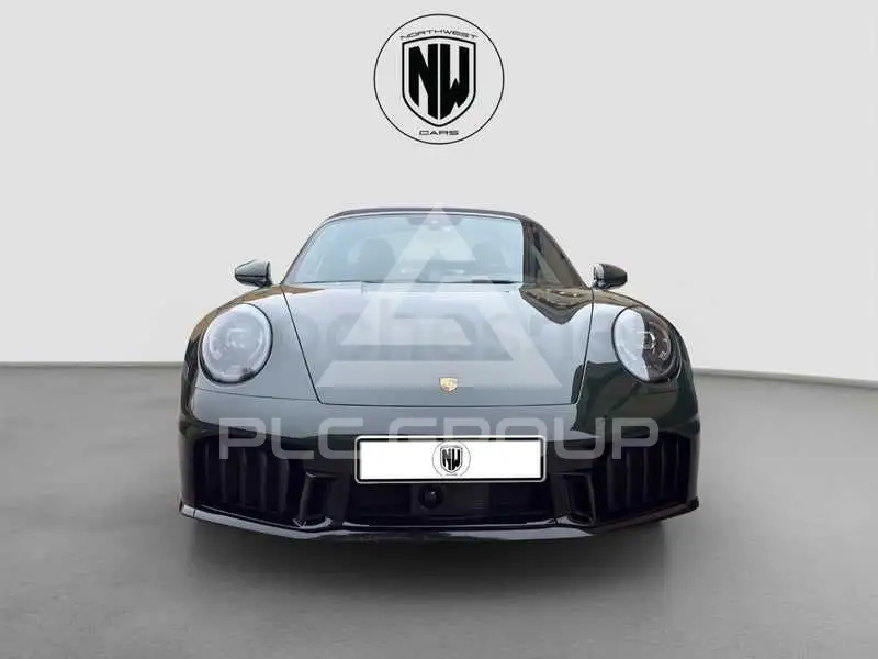 2025 Porsche 911