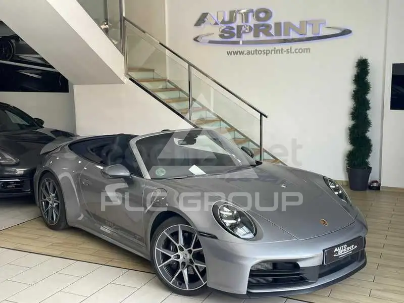 2025 Porsche 911