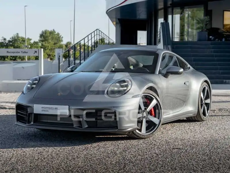 2025 Porsche 911