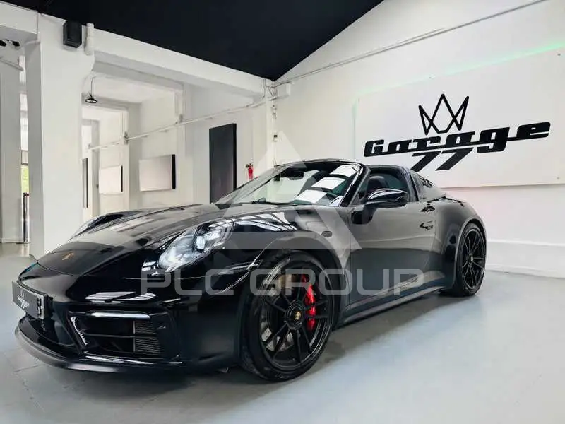2025 Porsche 911