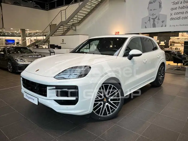2025 Porsche Cayenne
