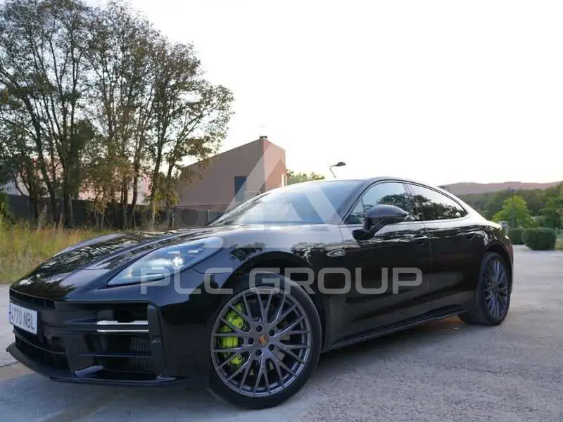 2025 Porsche Panamera