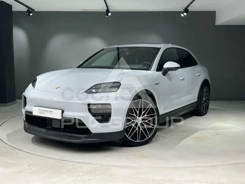 2025 Porsche MACAN
