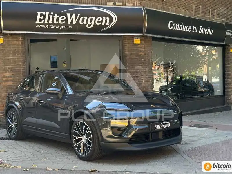 2025 Porsche MACAN