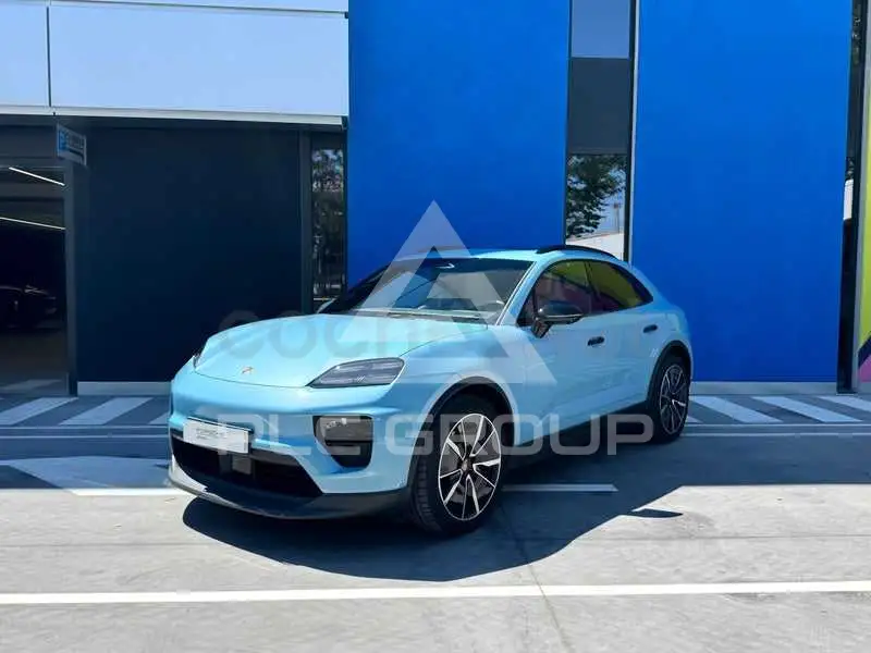 2025 Porsche MACAN