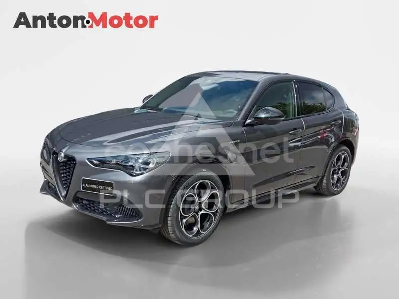 2025 Alfa Romeo Stelvio