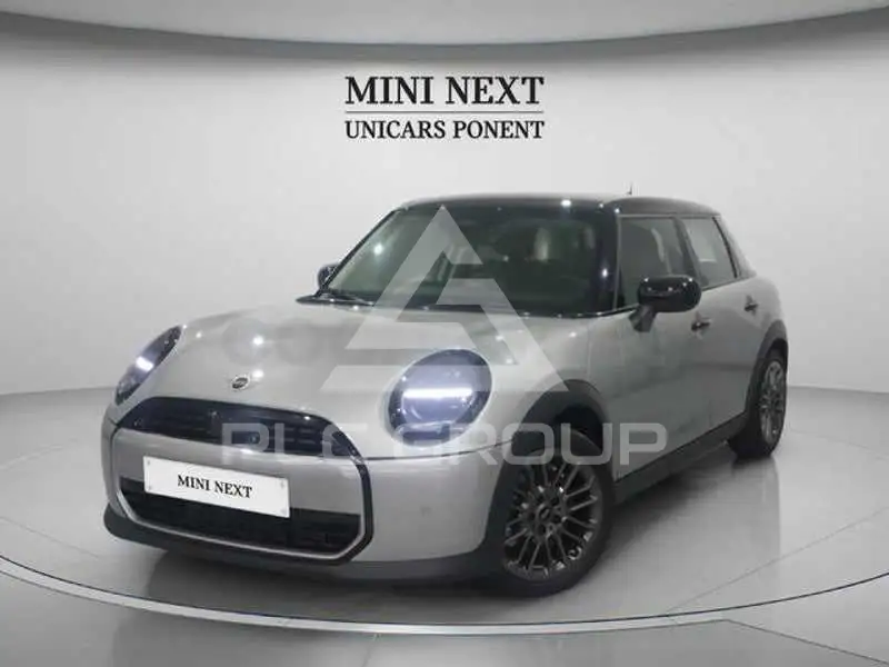 2025 Mini COOPER