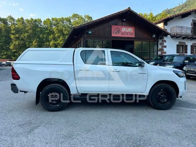 2025 Toyota Hilux