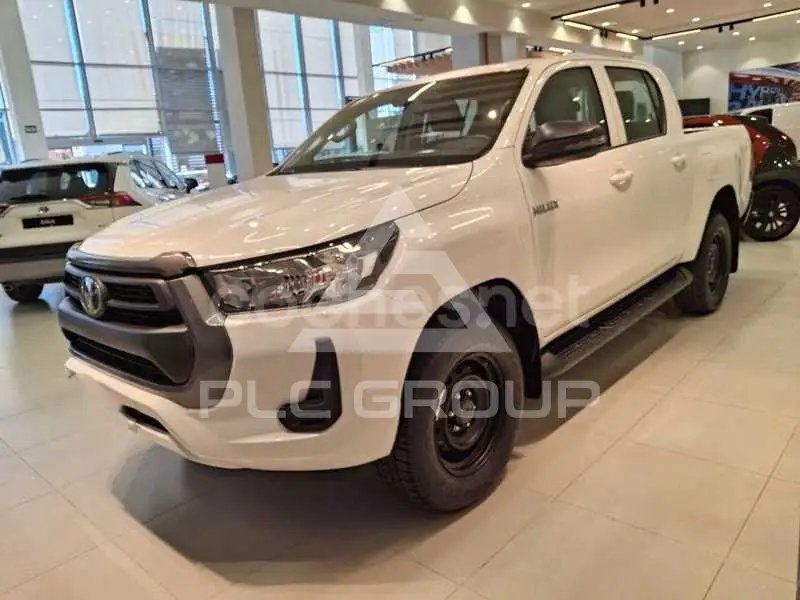 2025 Toyota Hilux