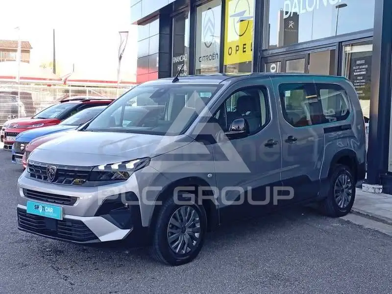 2025 Peugeot Rifter