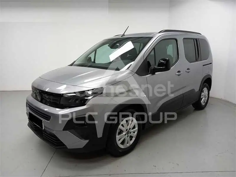 2025 Peugeot Rifter