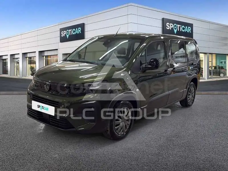 2025 Peugeot Rifter