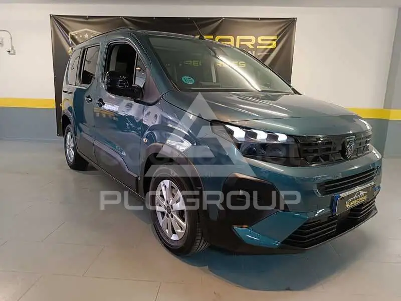 2025 Peugeot Rifter